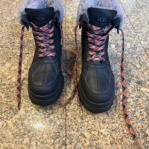 UGG Women's Ashton Addie Boots with Colorful Laces - Black